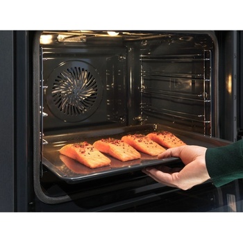 Electrolux EOB8S39WZ