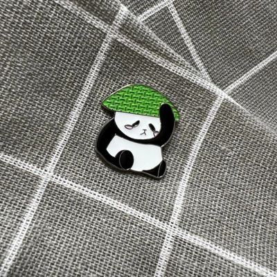 Pinarna Panda s kloboučkem