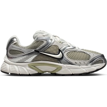 Nike V5 RNR - White/Spruce