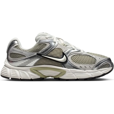 Nike V5 RNR - White/Spruce