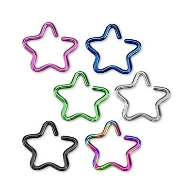 Šperky eshop falešný piercing do ucha z titanu barevná hvězda W38.18 zelená