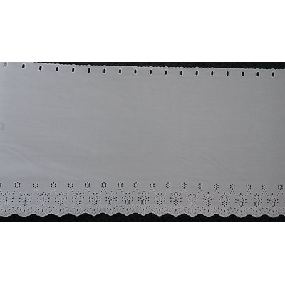 Záclona na vitrážku vyšívaná HOLLO 45 cm