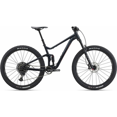 Giant Stance 1 2025