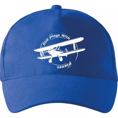 Still Plays With Planes so zahnutým šiltom a látkovou sponou Kráľovská modrá