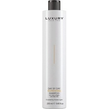 Luxury Day By Day Nutrishine šampón pre výživu a lesk Green Light 1000 ml