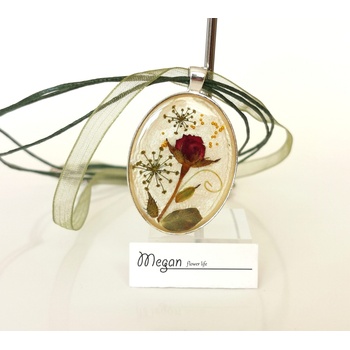 Meganflo Композиция с пъпка от роза