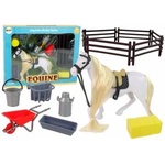 Inni producenci Horse figurine Combing Horse Homestead Accessories