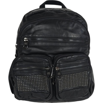 Черна раница от варена кожа