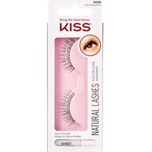 Kiss Natural Lashes Stunning