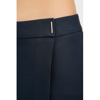 BOSS Пола boss в тъмносиньо къса със стандартна кройка 50541978 (50541978)