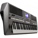 Yamaha PSR S670