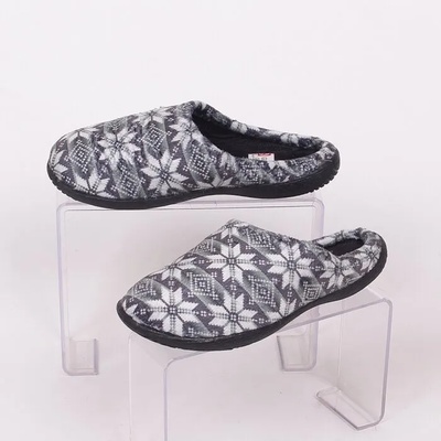 Зимни коледни пантофки със снежинки