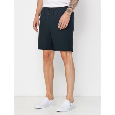Quiksilver Taxer Cargo Amphibian 18 tarmac