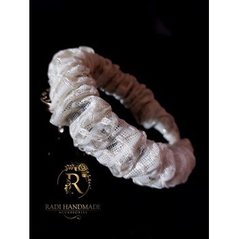 Radi handmade Диадема с бежова дантела и нежен блясък (886)