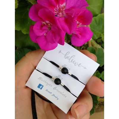 Гривни с черен конец за двама