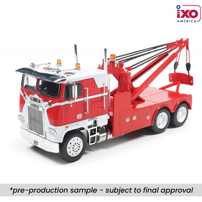 Freightliner FLA 1987 Odtahová služba Červená IXO 1:43