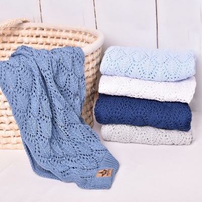 Baby Nellys bavlněná hačkována deka dečka LOVE jeans