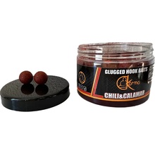 KARMA BAIT Dipované Boilies Chilli&Calamar 24 mm 250 g