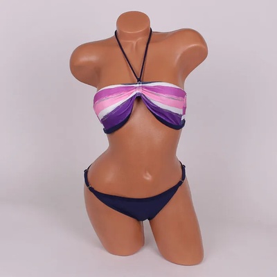 Бански в лилаво и синьо