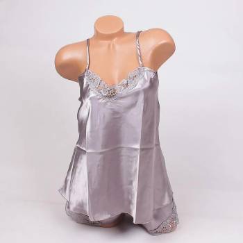 Image 1 of Сатенена пижама в сребристо-сиво с дантела