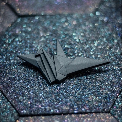 StehlikDesign brož Origami Jeřáb černý 0103