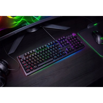 Razer Huntsman V2 RZ03-03610100-R3M1