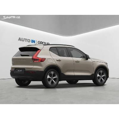 Volvo XC40 B4 Plus 145 kW