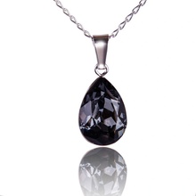 Swarovski Elements Pear stříbrný (přívěsek + řetízek) černo šedá slzička, kapka 34146.5 Silver night černá