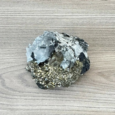 Nefertitis Pyrit, kalcit, galenit drůza Kosovo 17 NF64352 - cca 9 x 9 cm, 858 g