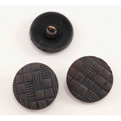 Luxusný sklenený gombík so spodným prišitím - metalické odlesky fialovej a hnedej - priemer 2,2 cm