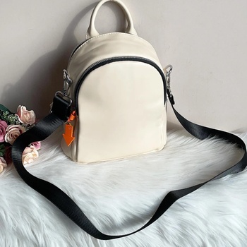 Image 1 of Бежова Дамска Чанта Раница - Модел