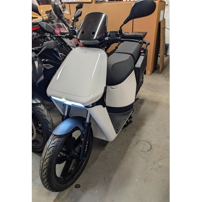 WOW 775 4000W 44Ah bílá – Hledejceny.cz