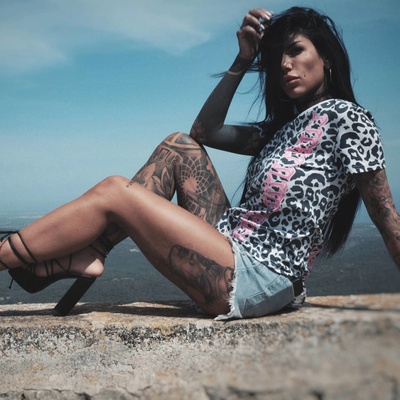 Yakuza dámske tričko PNX Curved Crew Neck GSB 24130 white