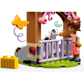 LEGO® Friends - Autumn's Baby Cow Shed (42607)