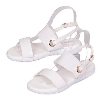 Лачени бели сандали