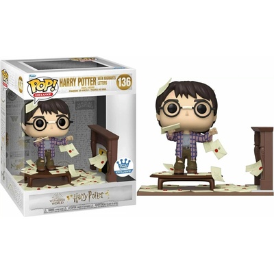 Funko Pop! 136 Harry Potter - Harry Potter with Hogwarts Letters