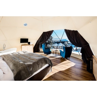 Glamping v Beskydech s polopenzí, wellness a lahví sektu