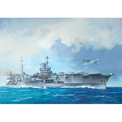 Revell HMS Ark Royal & Tribal Class Destroyer 1:720