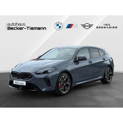 BMW M135i xDrive Exclusive 221 kW