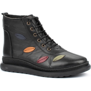 Image 1 of Дамски черни боти от естествена кожа на равна подметка