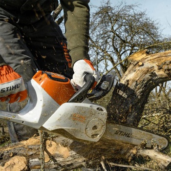 Image 1 of STIHL MSA 220 C-B (MA032000022)