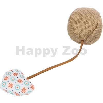 Trixie míček jutový s látkovým srdíčkem a catnipem 4,5 x 18 cm