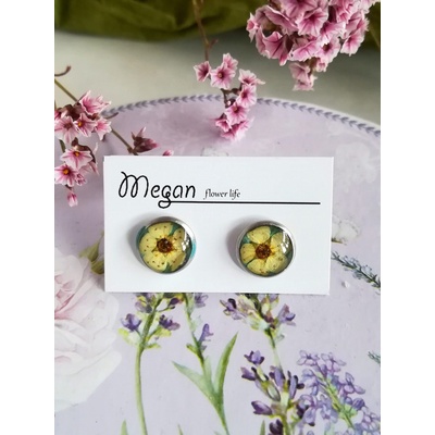 Meganflo Мини обеци бяла върбинка на тюркоазен фон