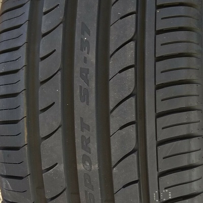 Trazano SA37 Sport 235/35 R19 91Y