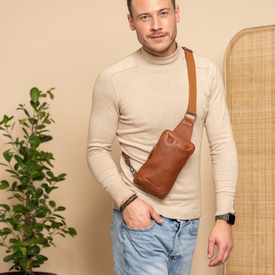 The Chesterfield Brand kožená Crossbody taška Cambridge C58.033031 koňaková