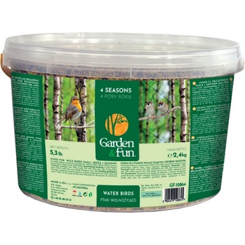 Vitapol Garden fun храна за свободно отглеждани птици, кофа 2, 4кг