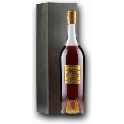 Pierre de Segonzac Ancestrale 40% 0,7 l (dárkové balení kazeta)