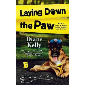 Laying Down the Paw | DIANE KELLY (2015)