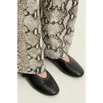 Answear Lab Кожени балеринки Answear Lab в черно (V1860.1.1)