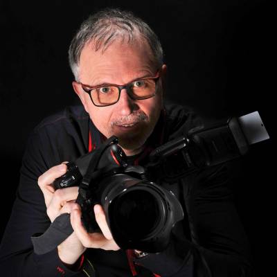 Jednodenní kurz focení portrétů bezzrcadlovkou, zrcadlovkou i mobilem pro mírně pokročilé fotografy 5.9.2026